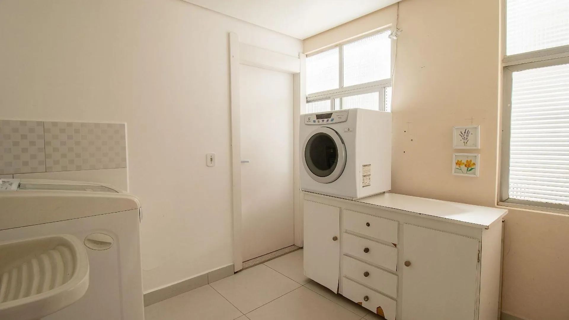 Plt41 - Sacada Ampla Com Churrasqueira, 3 Suites Balneário Camboriú