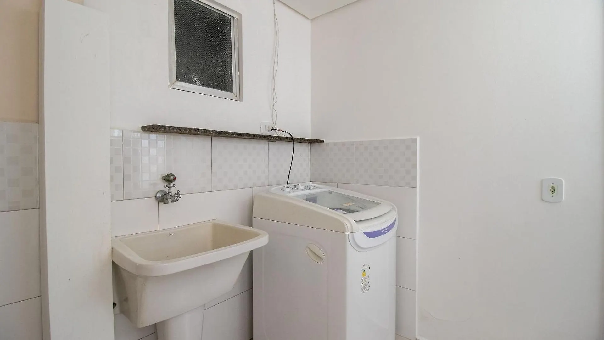 Plt41 - Sacada Ampla Com Churrasqueira, 3 Suites Balneário Camboriú
