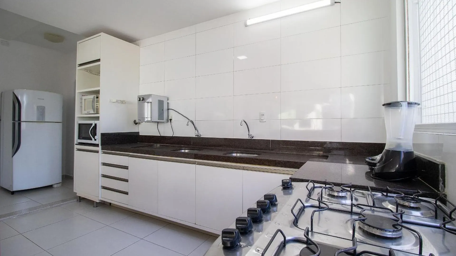 Plt41 - Sacada Ampla Com Churrasqueira, 3 Suites Balneário Camboriú