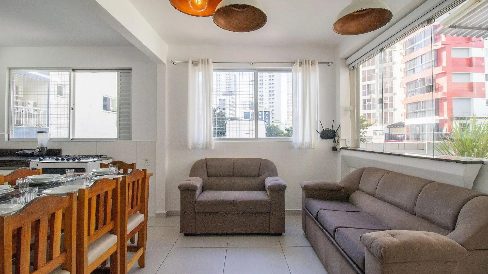 Plt41 - Sacada Ampla Com Churrasqueira, 3 Suites Balneário Camboriú Apartman